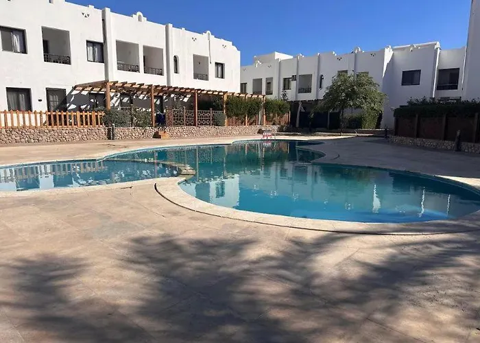 Alma & Thiago House